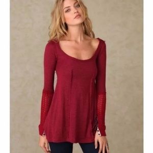 Free People Fly Far Away tunic sweater L burgundy